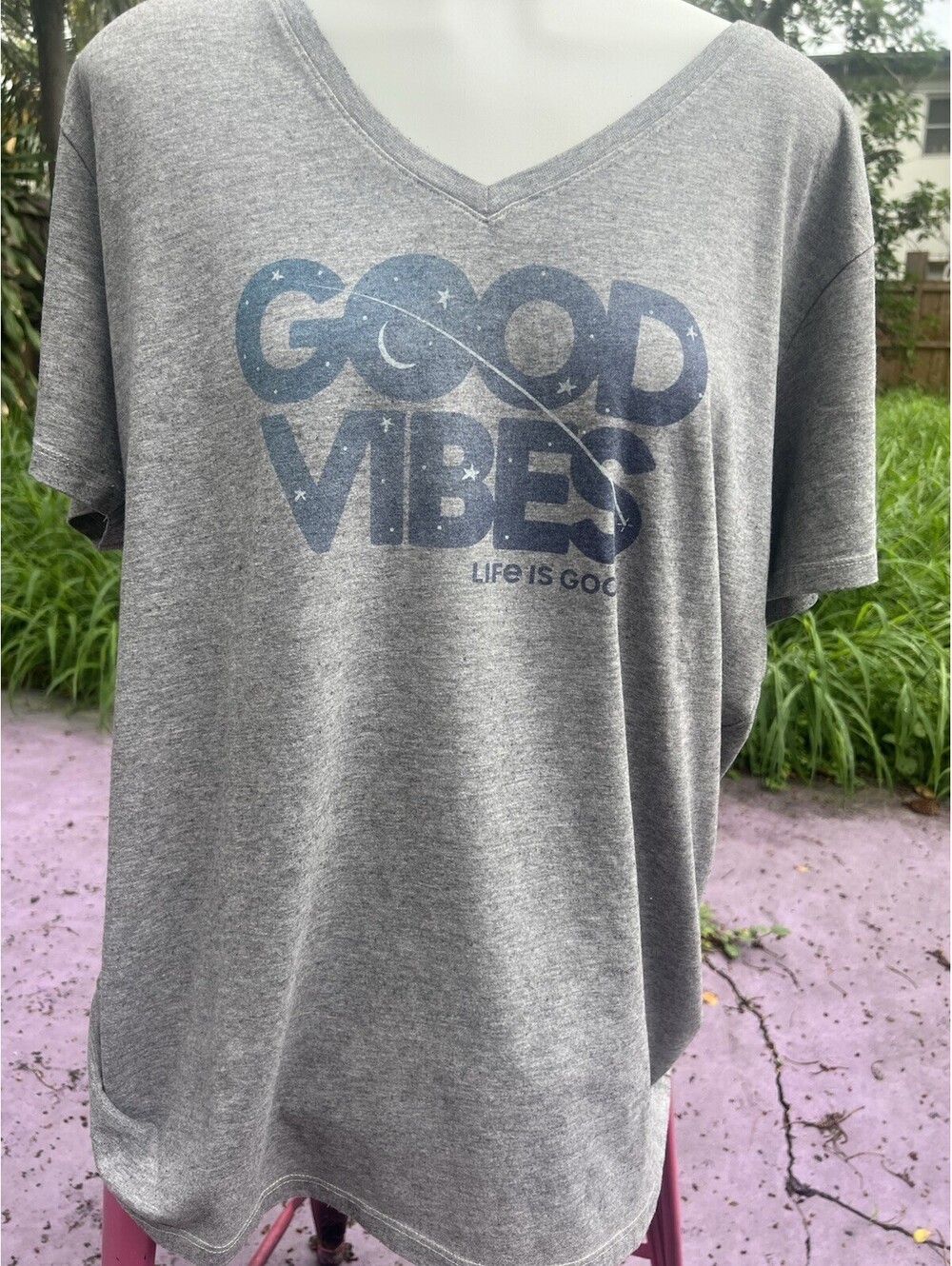 Life Is Good Tee - Picture 2 of 7